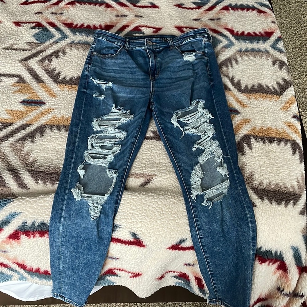 AE Ripped Hi-Rise Jegging